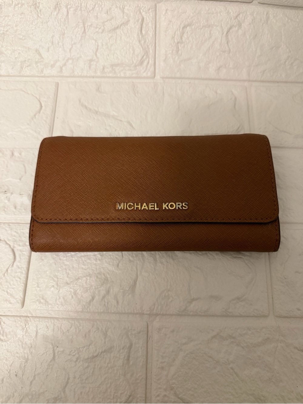 Michael Kors Tan/Brown Saffiano Leather Card Holder with Gold Logo